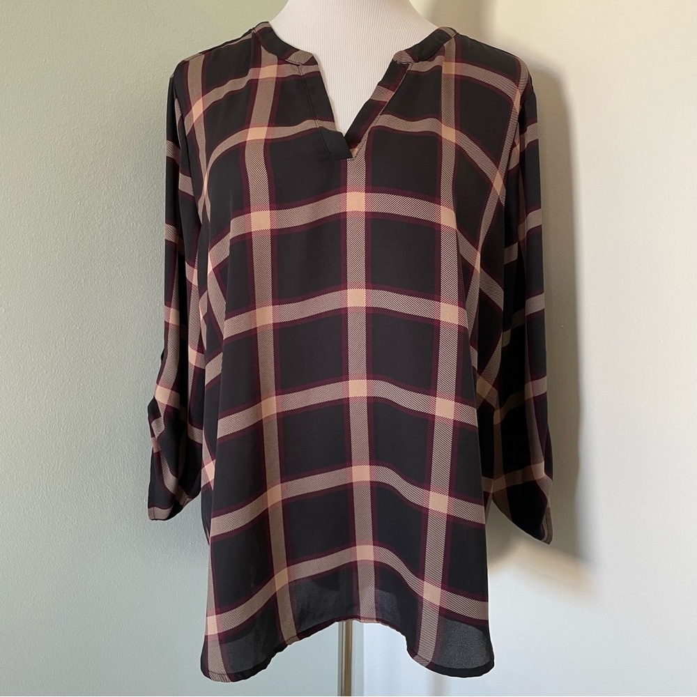 Maurices Women’s High-Low Rollup Sleeve Blouse Size XXL